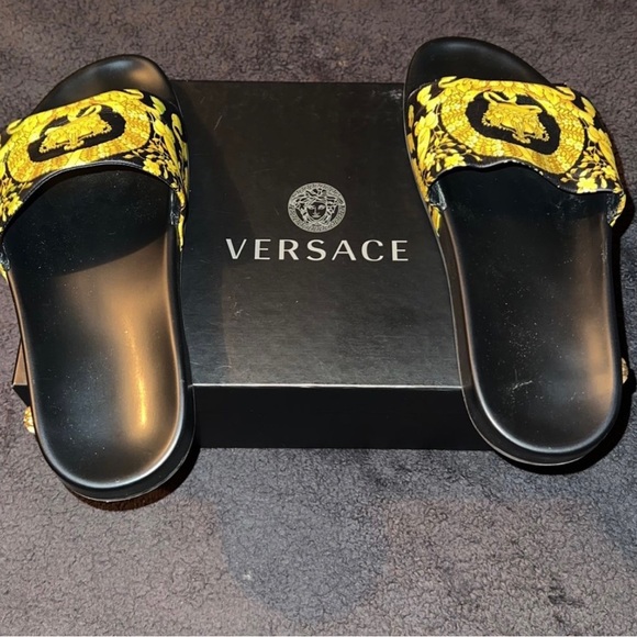 Woman Versace Slides - Picture 2 of 3
